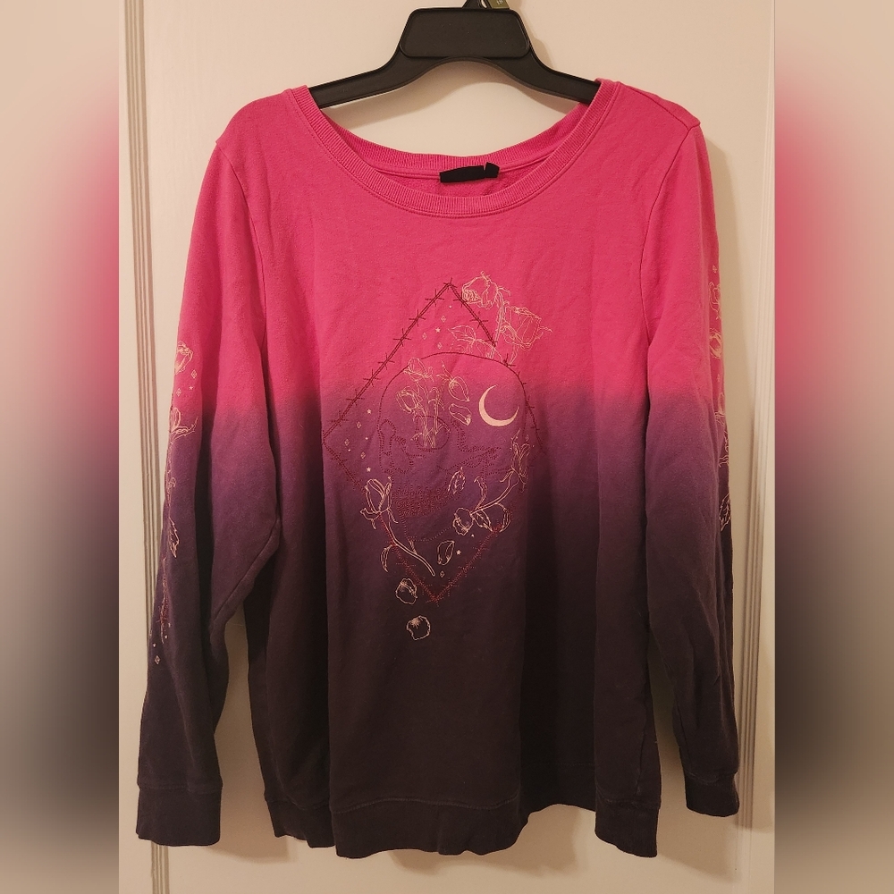 Torrid Love Sick Plus Size 1x Pink Purple Sweat Shirt Skull Moon